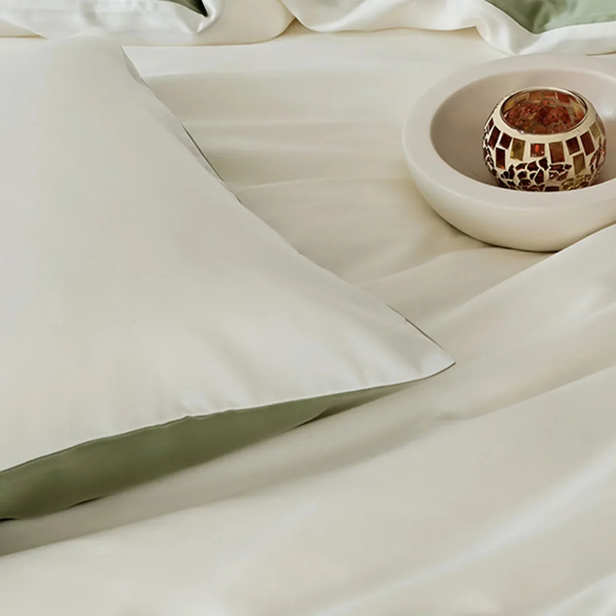Silky Smooth Reversible Cooling Tencel Bedding Set