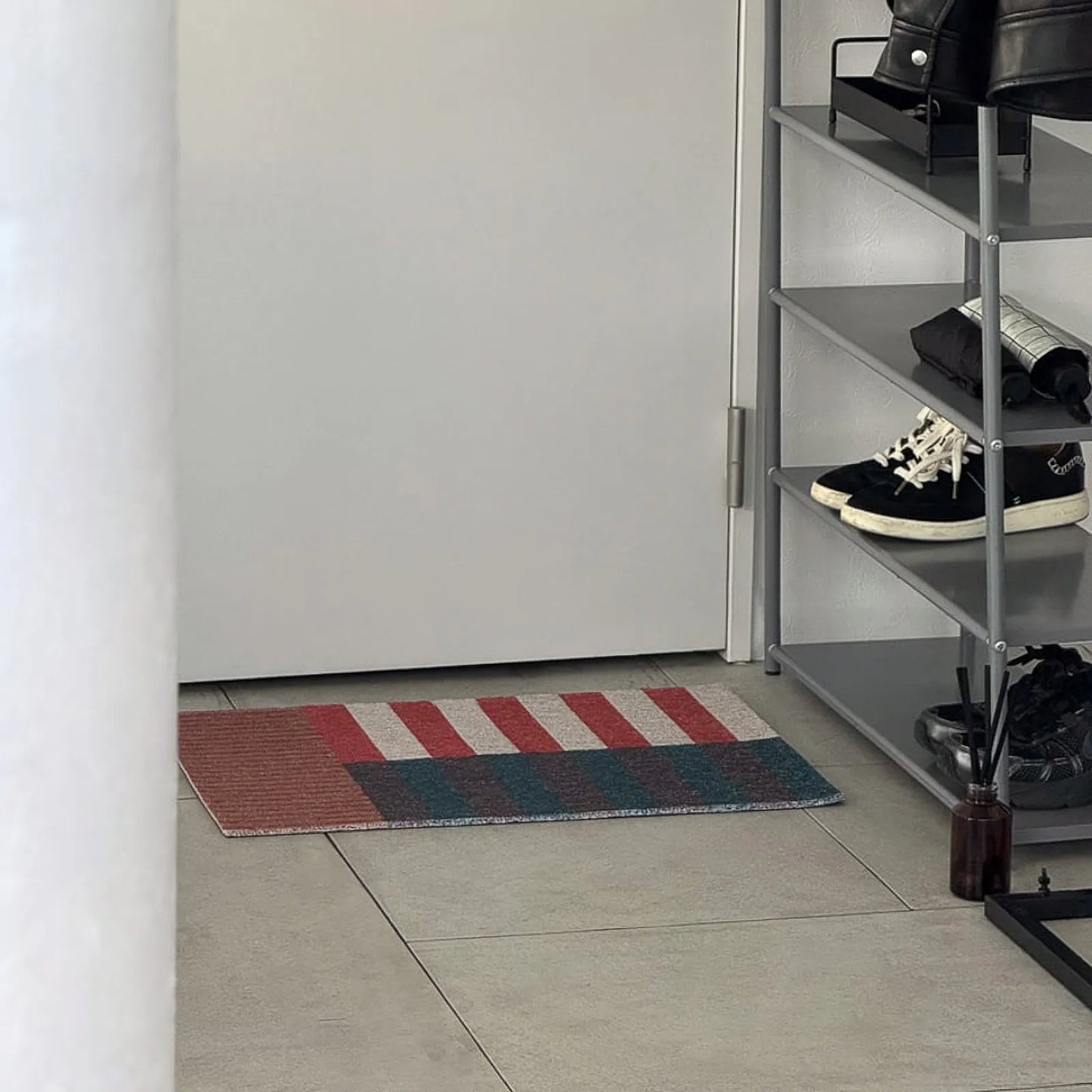 Bauhaus Geometric PVC Coil Entryway Doormat