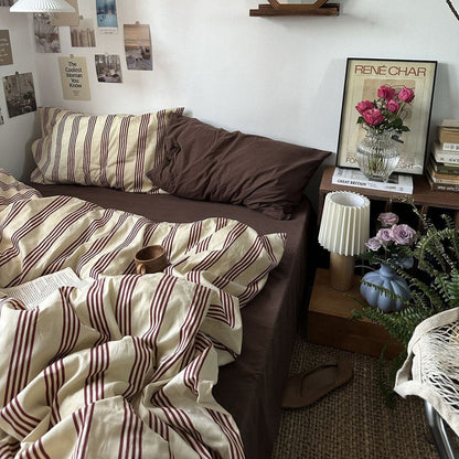 Beige-braunes Vintage-Bettwäscheset mit Streifen