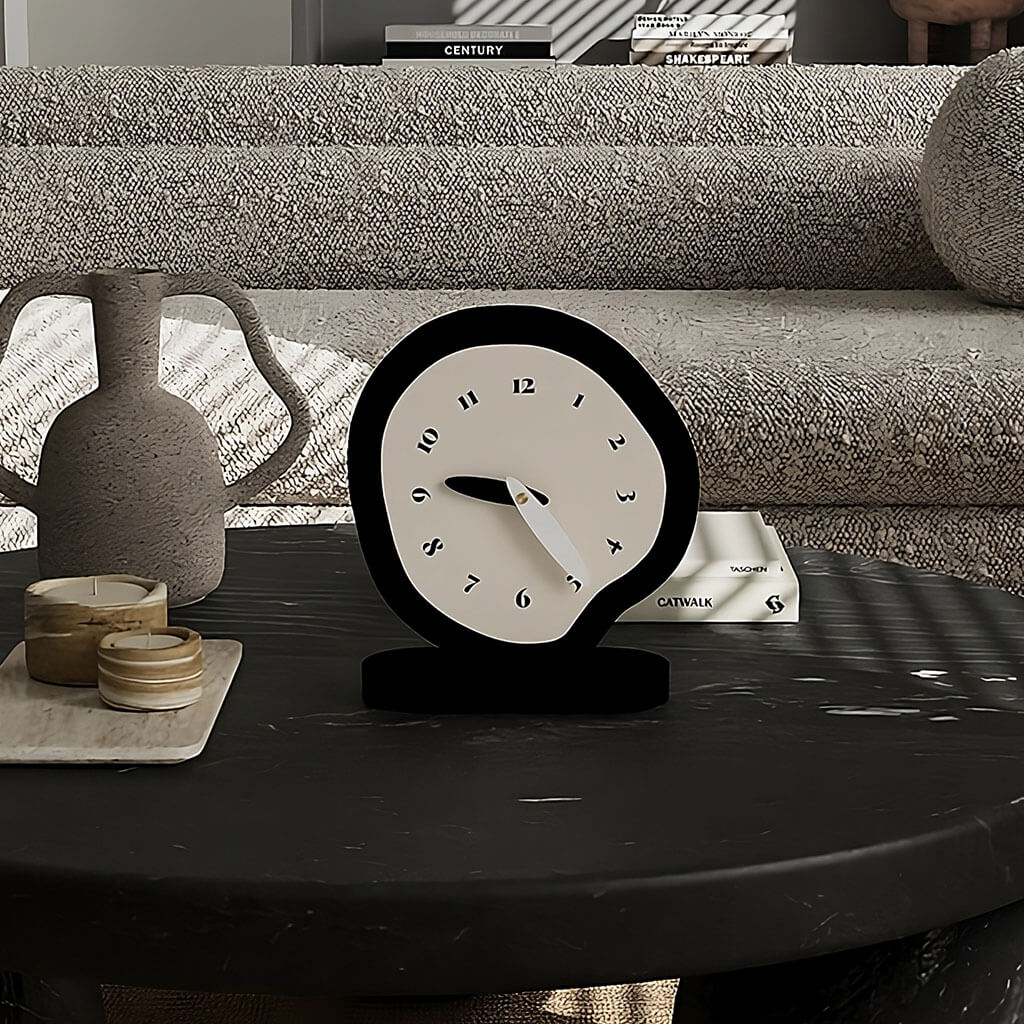 Horloge de bureau minimaliste irrégulière en noir et blanc