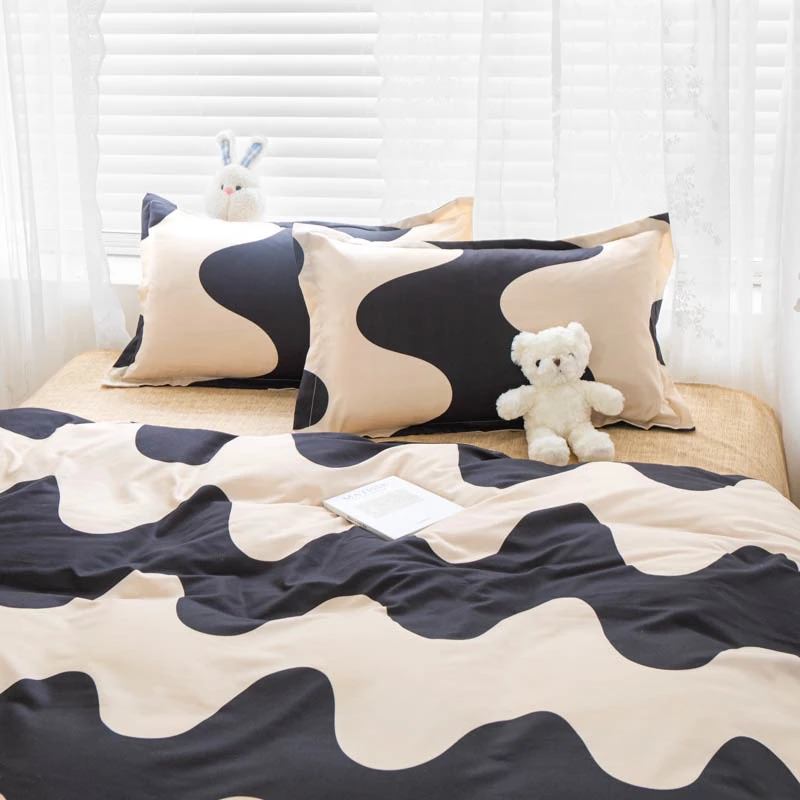 Black & Beige Wavy Bedding Set bed sheet bedsheets striped SUB CATEGORY_Bedding Sets wavy