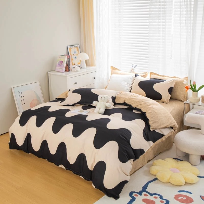 Black & Beige Wavy Bedding Set bed sheet bedsheets striped SUB CATEGORY_Bedding Sets wavy