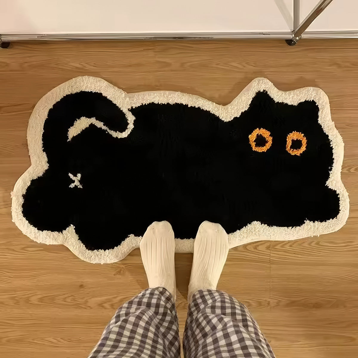 Black Cat Tufted Rug