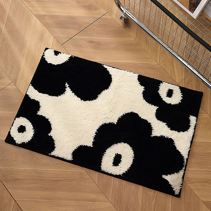 Black & White Flowers Tufted Rug