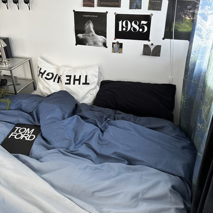 Bettwäscheset mit blauen Farbverläufen