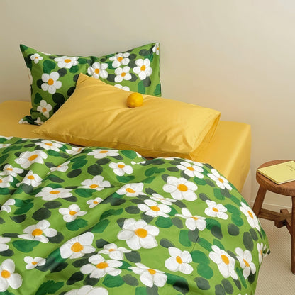 Green Garden Daisies Print Bedding Set