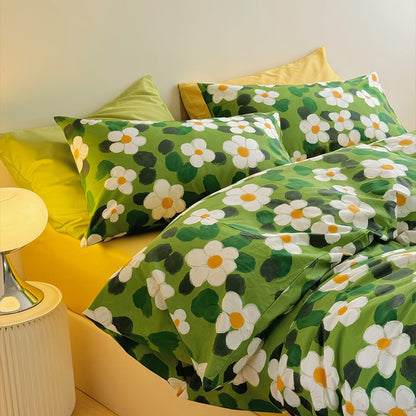 Green Garden Daisies Print Bedding Set