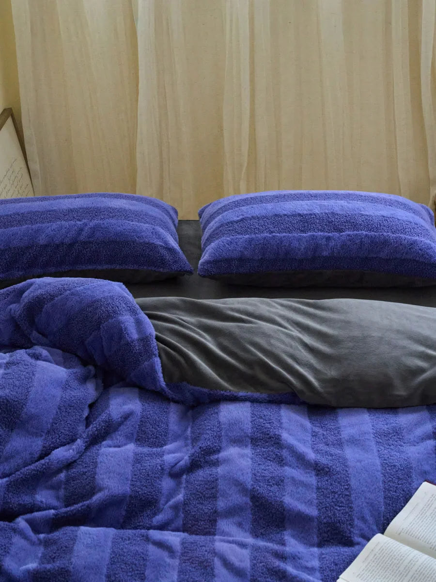 Plush Wide Striped Flannel Fleece Bedding Set