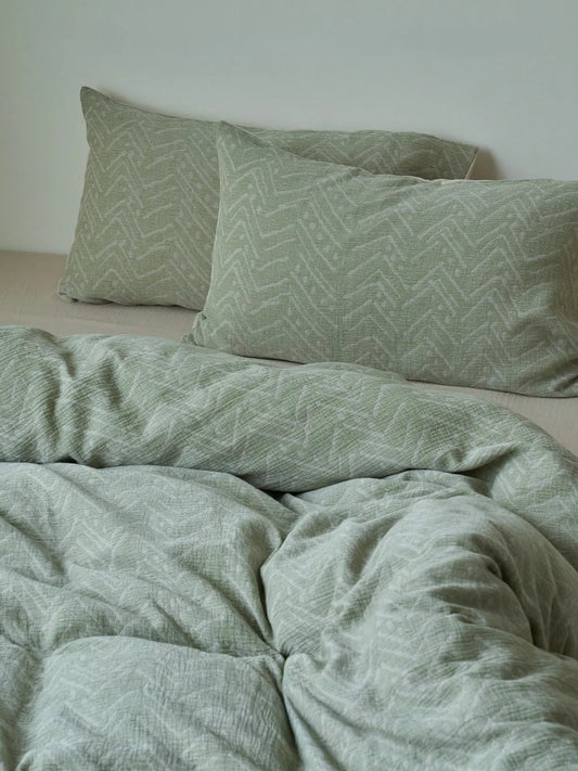 Soft Crinkled Geometric Washed Cotton Bedding Set
