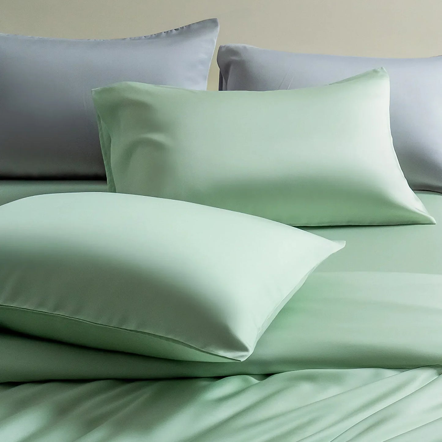 Calming Two-Tone Cooling Tencel Pillowcase