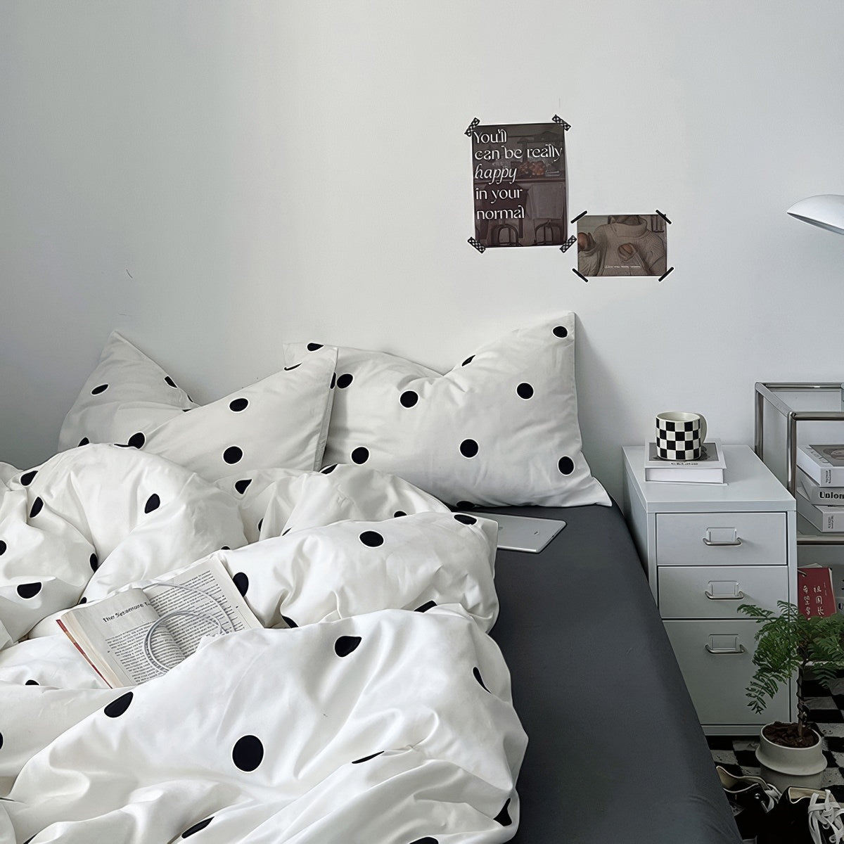 Classic Black & White Polka Dot Bedding Set
