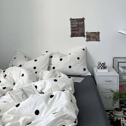 Classic Black & White Polka Dot Bedding Set