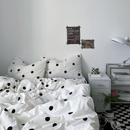 Classic Black & White Polka Dot Bedding Set