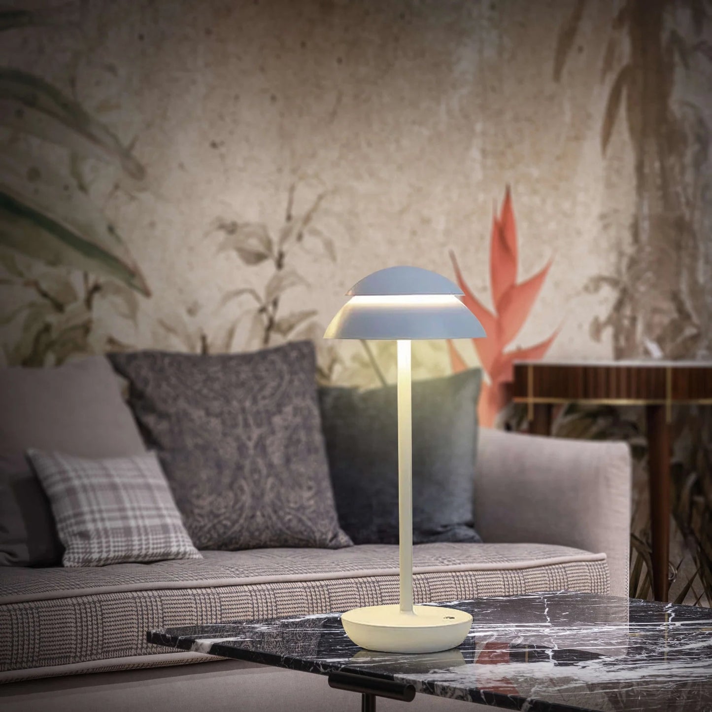 Cordless Rechargeable LED Table Lamp