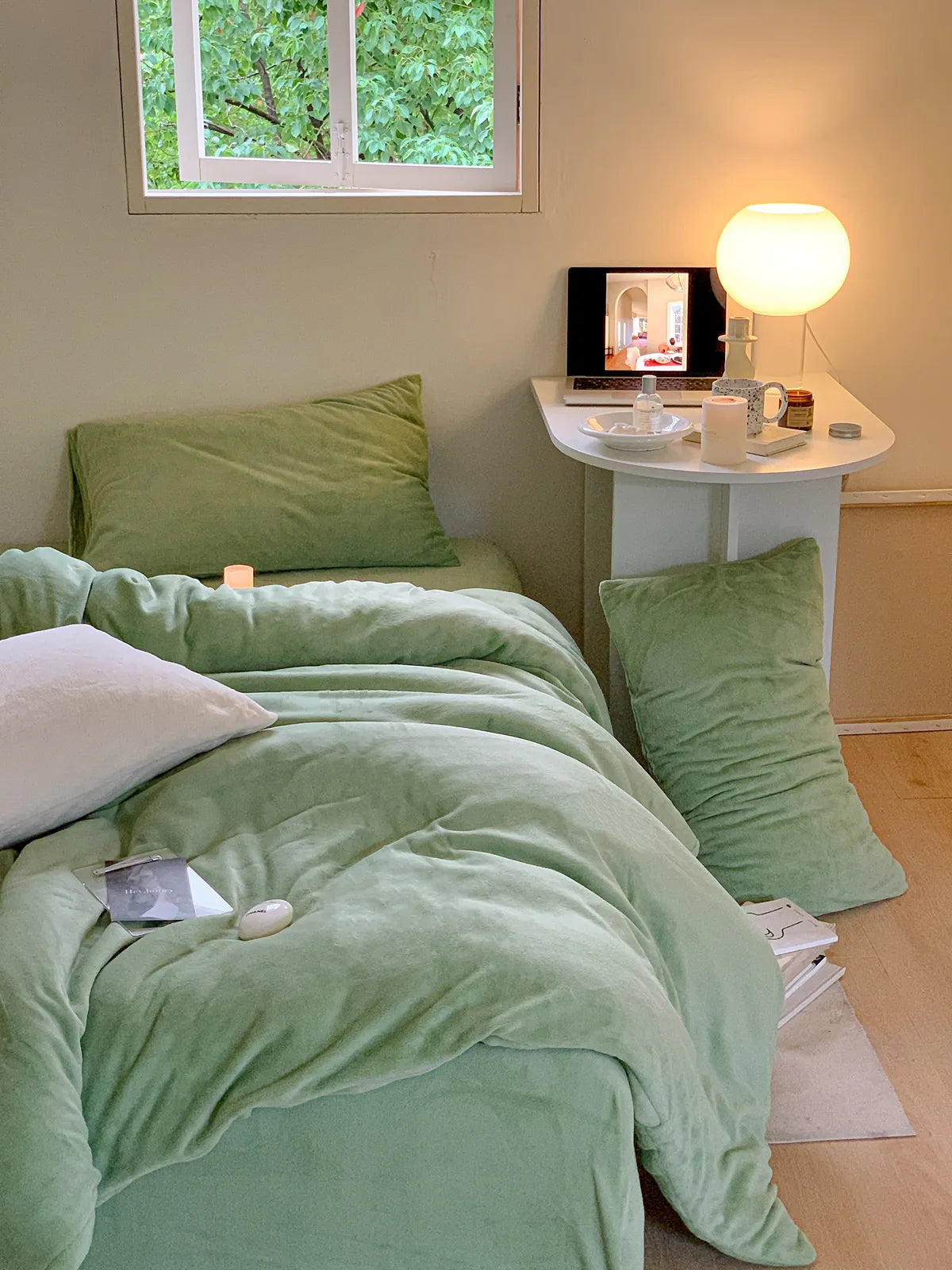 Cozy Bright Solid Fleece Duvet Cover
