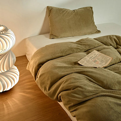 Cozy Minimalist Solid Fleece Duvet Cover