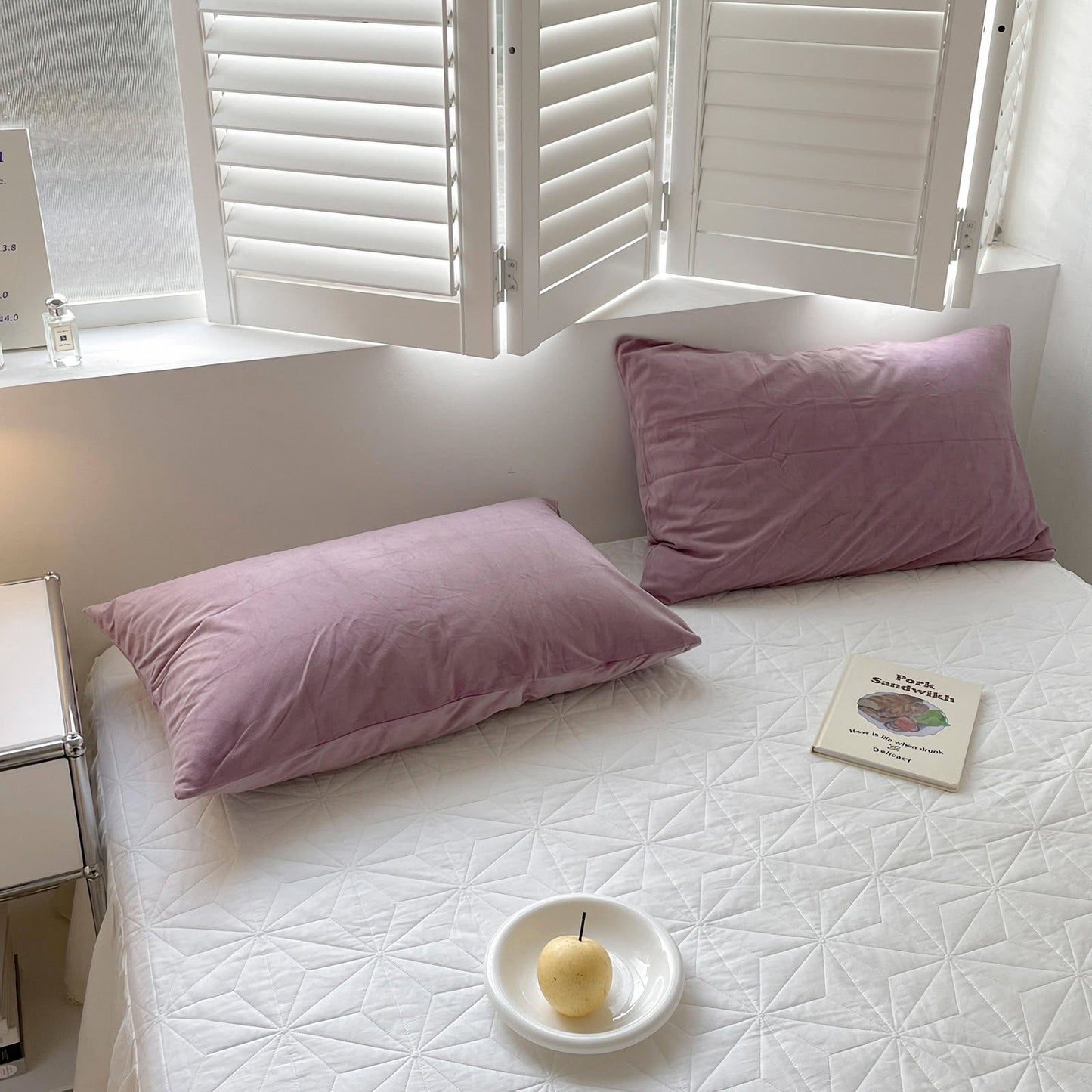Cozy Minimalist Solid Fleece Pillowcase