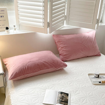 Cozy Minimalist Solid Fleece Pillowcase