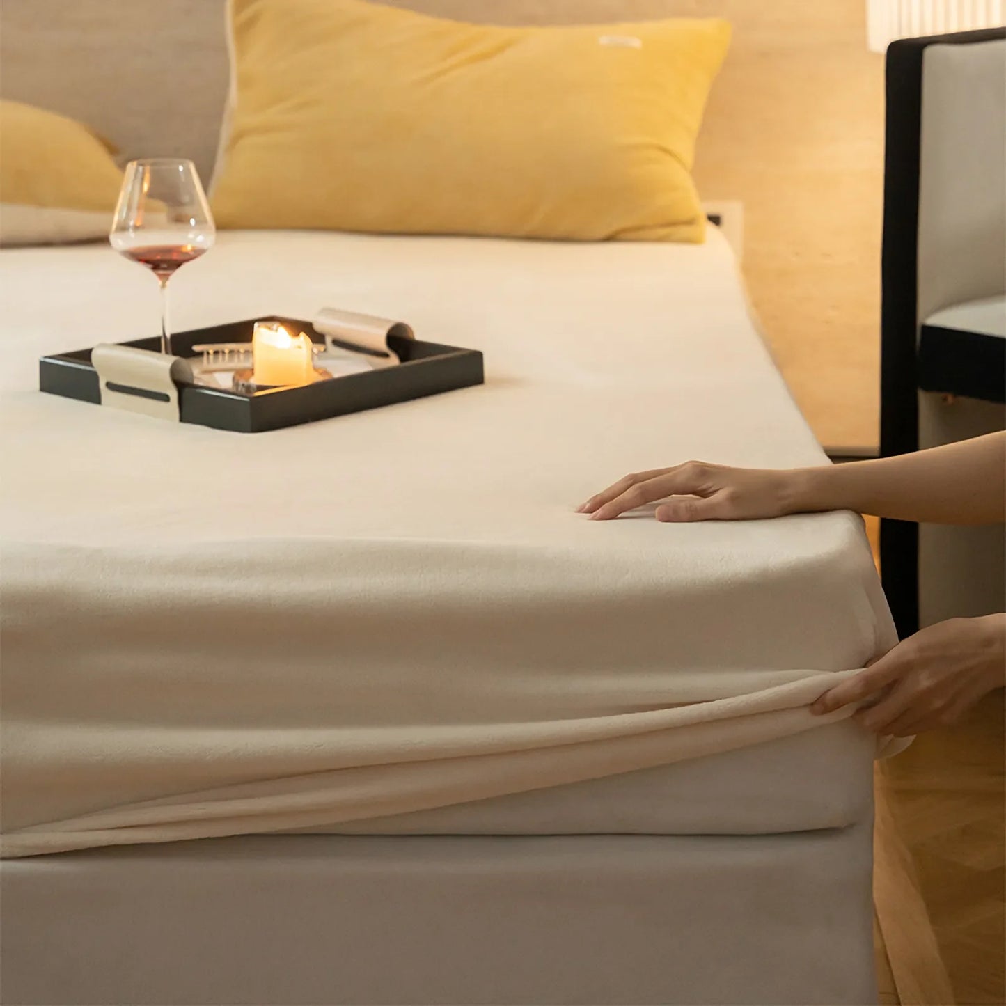 Cozy Minimalist Solid Fleece Sheet Set