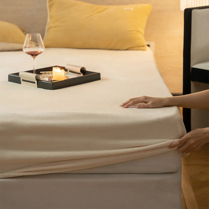 Cozy Minimalist Solid Fleece Sheet Set