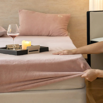 Cozy Minimalist Solid Fleece Sheet Set
