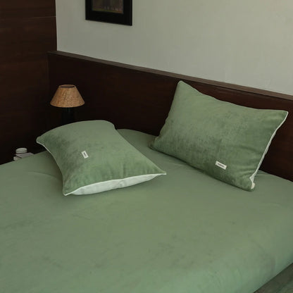 Cozy Minimalist Two-Tone Fleece Pillowcase