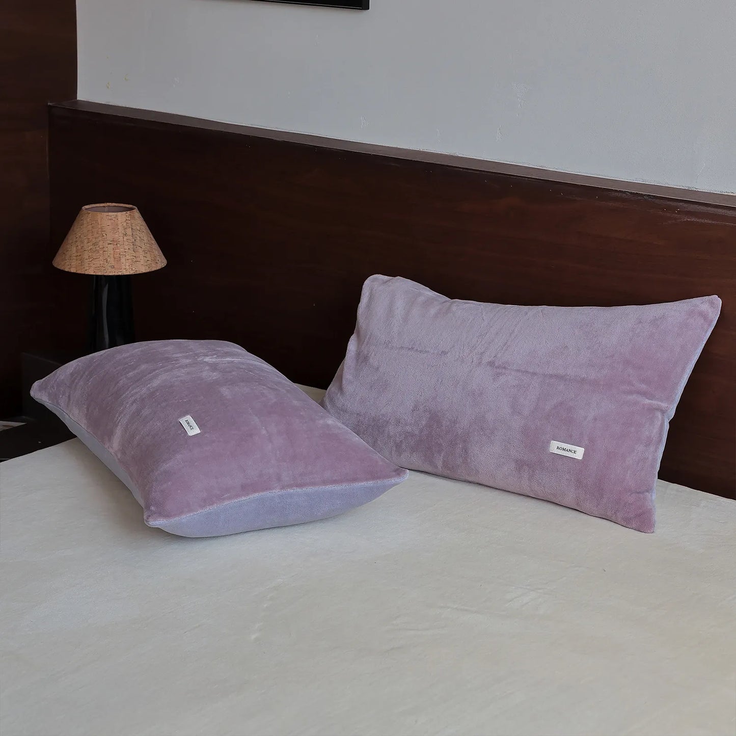 Cozy Minimalist Two-Tone Fleece Pillowcase