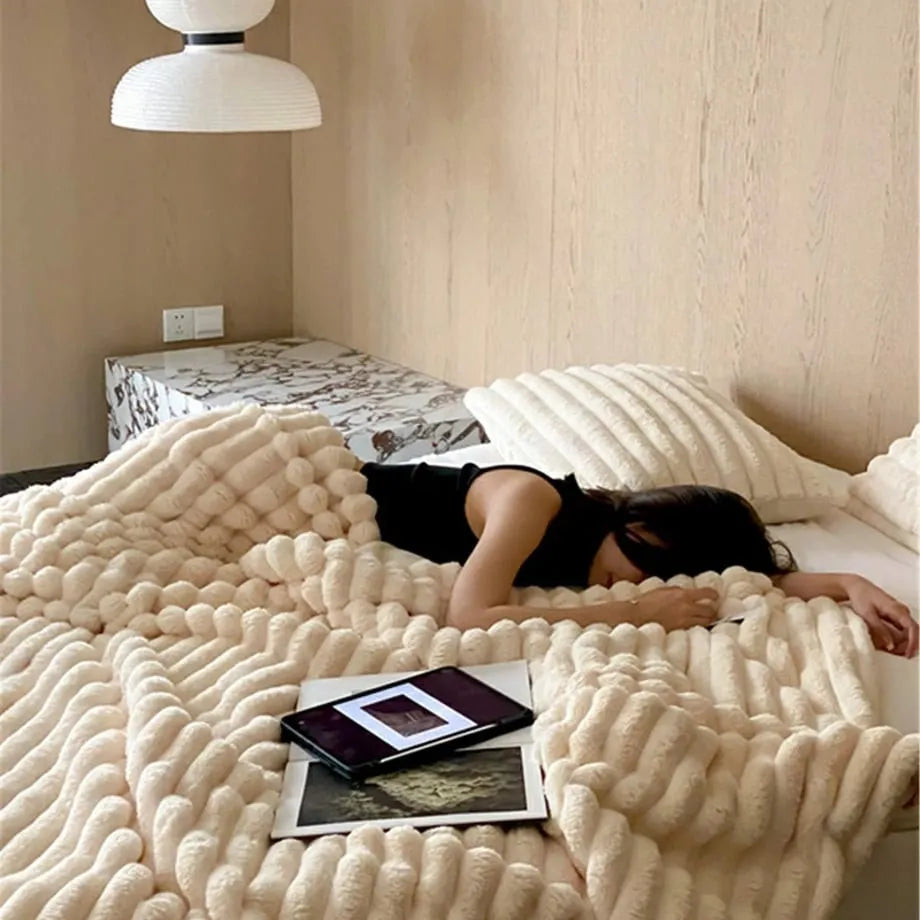 Cozy Ripple Texture Plush Faux Fur Throw Blanket