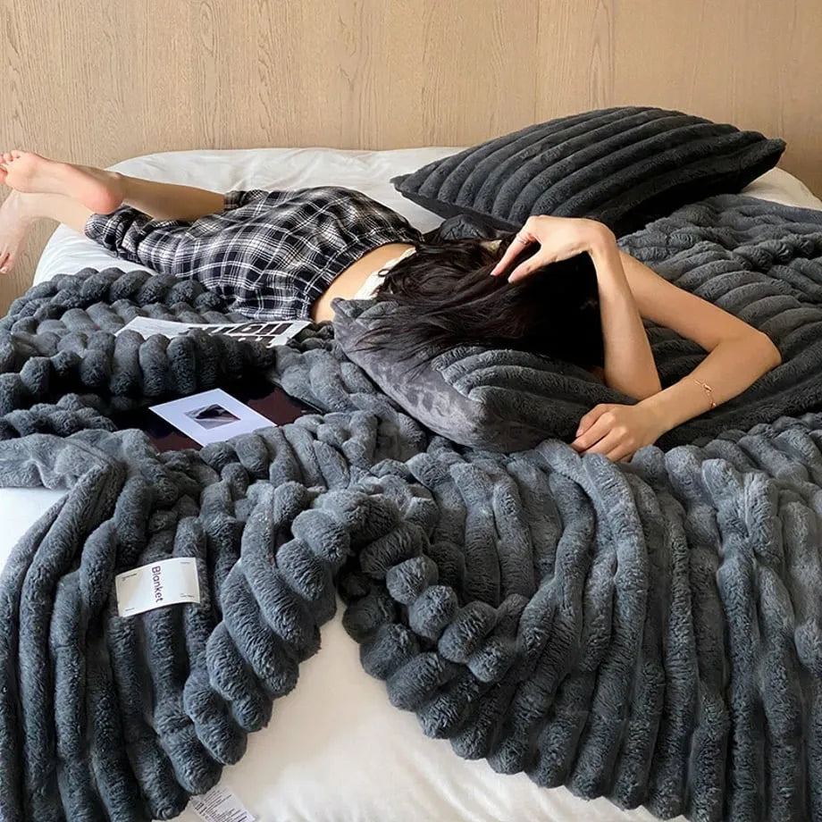 Cozy Ripple Texture Plush Faux Fur Throw Blanket