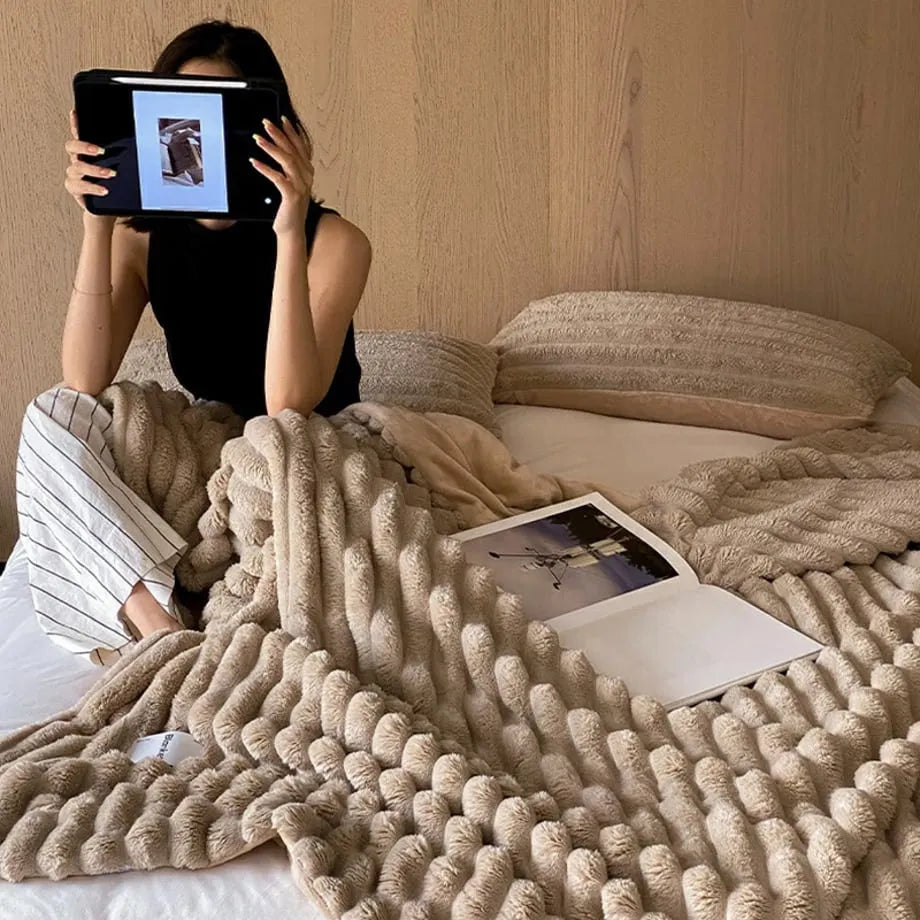 Cozy Ripple Texture Plush Faux Fur Throw Blanket