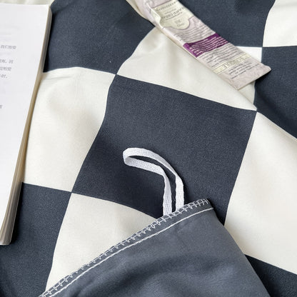 Black & Cream Checkered Bedding Set