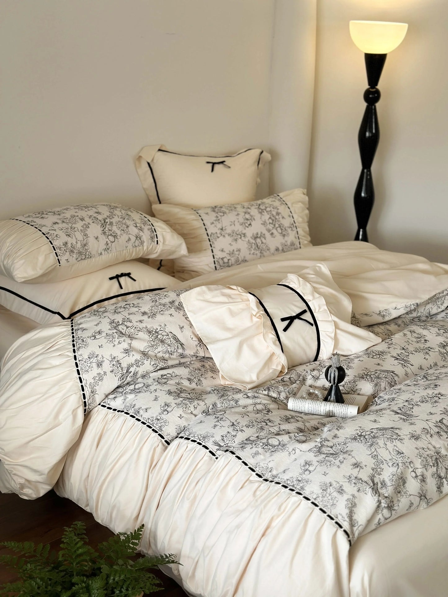 Ruffled Botanical Toile Washed Cotton Bedding Set