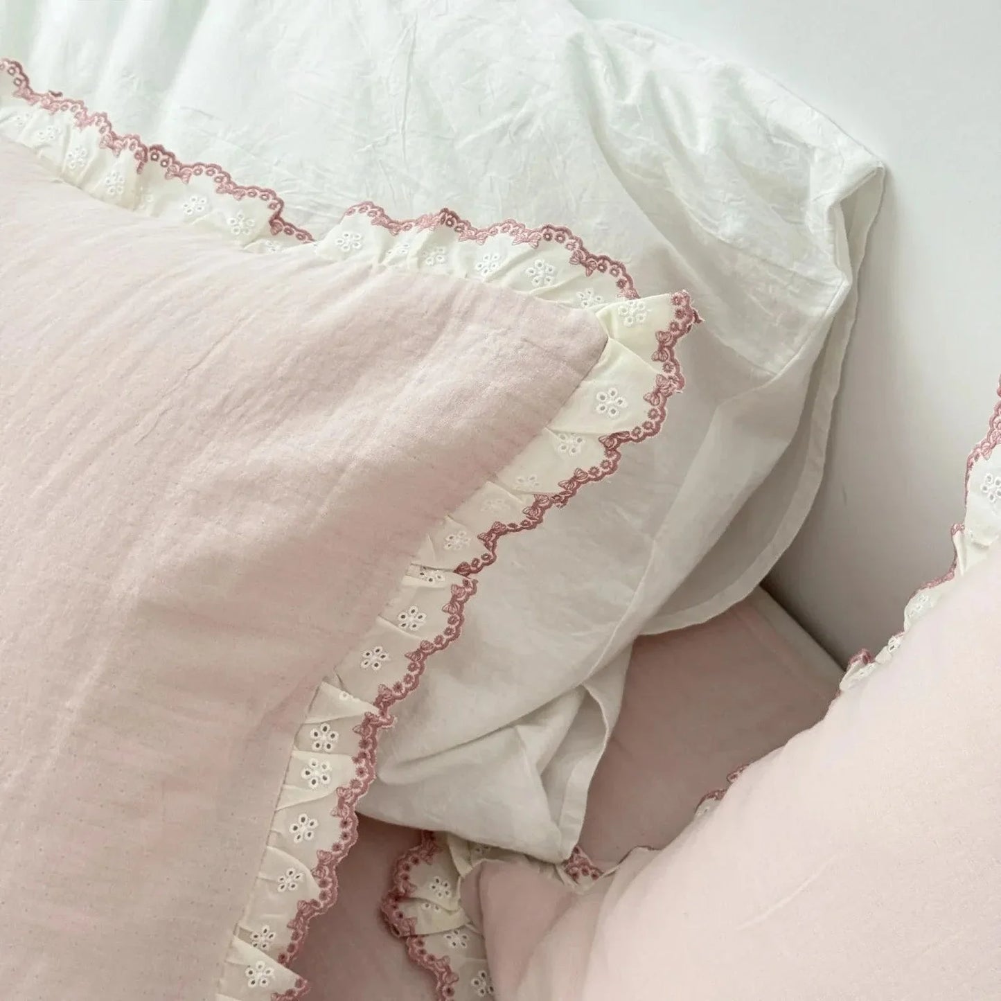 Soft Embroidered Lace Ruffle Cotton Bedding Set