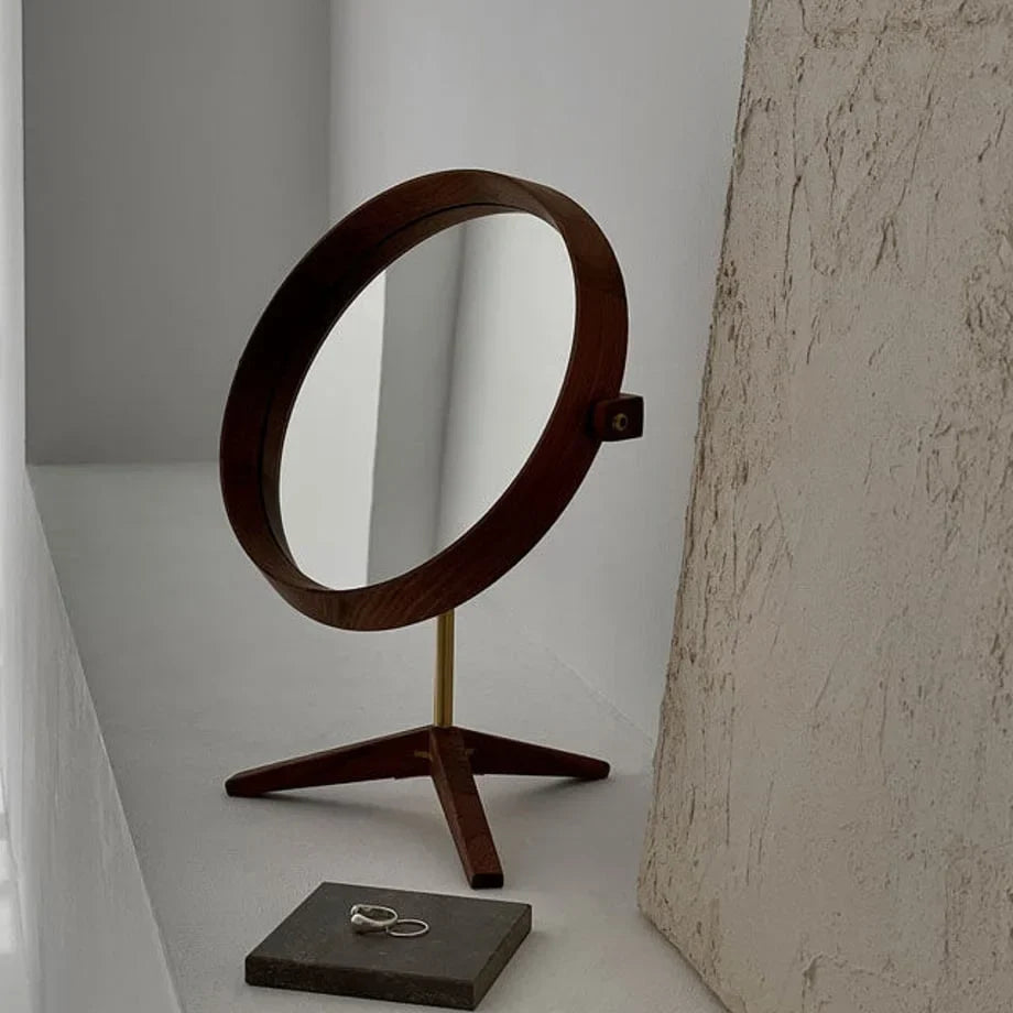 Natural Grain Round Walnut Wood Desktop Mirror