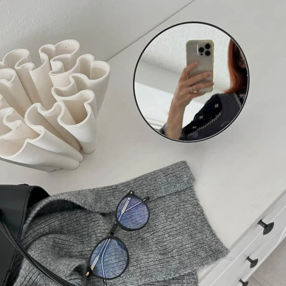 Sleek Minimalist 360° Rotating Desktop Mirror