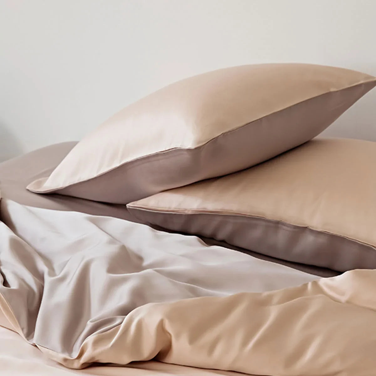 Silky Smooth Reversible Cooling Tencel Bedding Set
