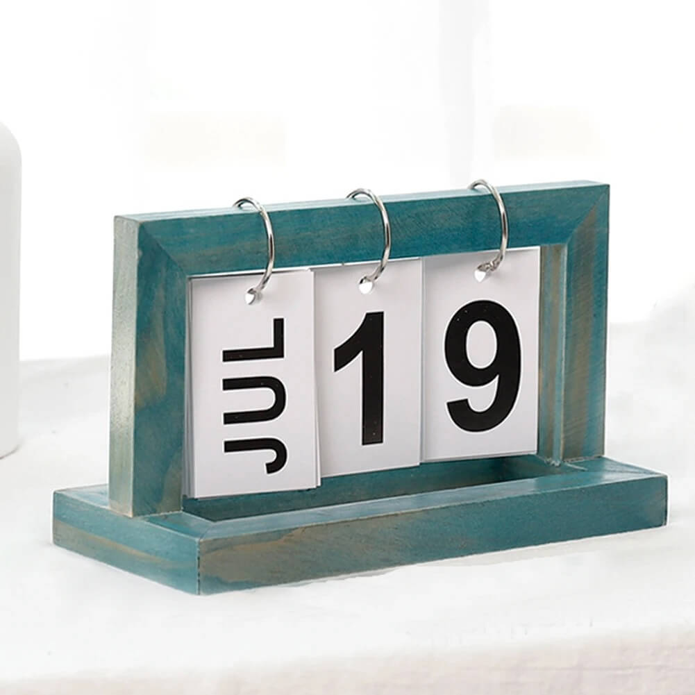 Flipping Desk Calendar