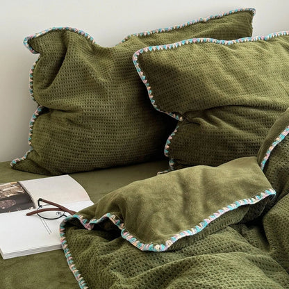 Plush Waffle Fleece Bedding Set with Crochet Trim