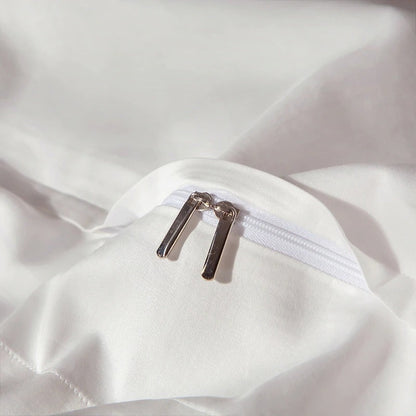 Lakibia White Silky Soft Egyptian Cotton Bedding Set