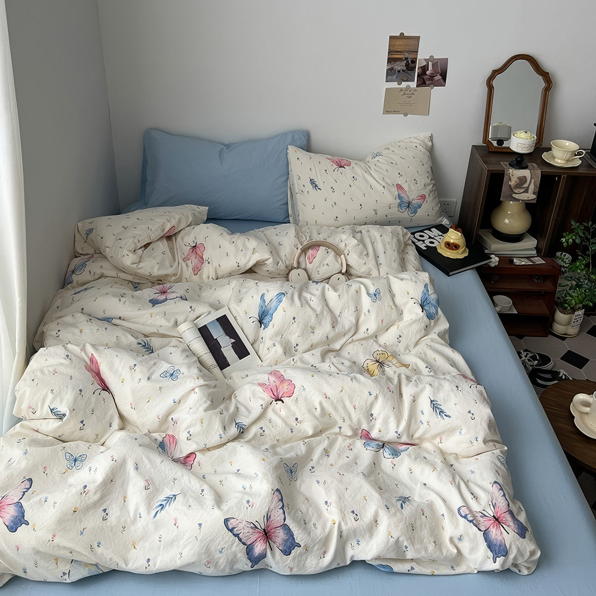 Dreamy Butterflies Bedding Set