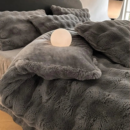 Plush Ruched Flannel Fleece Bedding Set