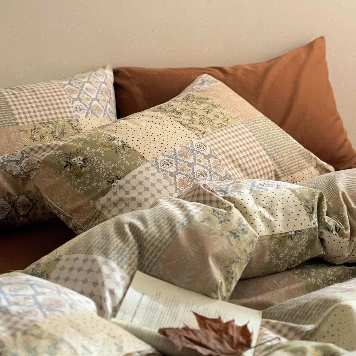 Earthy Aesthetic Vintage Patchwork Bedding Set