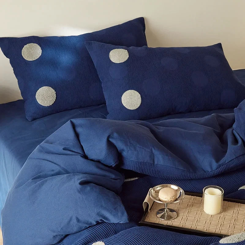 Plush Polka Dot Fleece Bedding Set