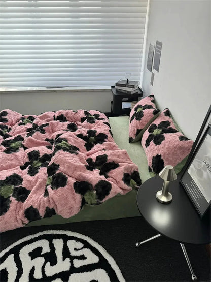 Plush Abstract Floral Fleece Bedding Set