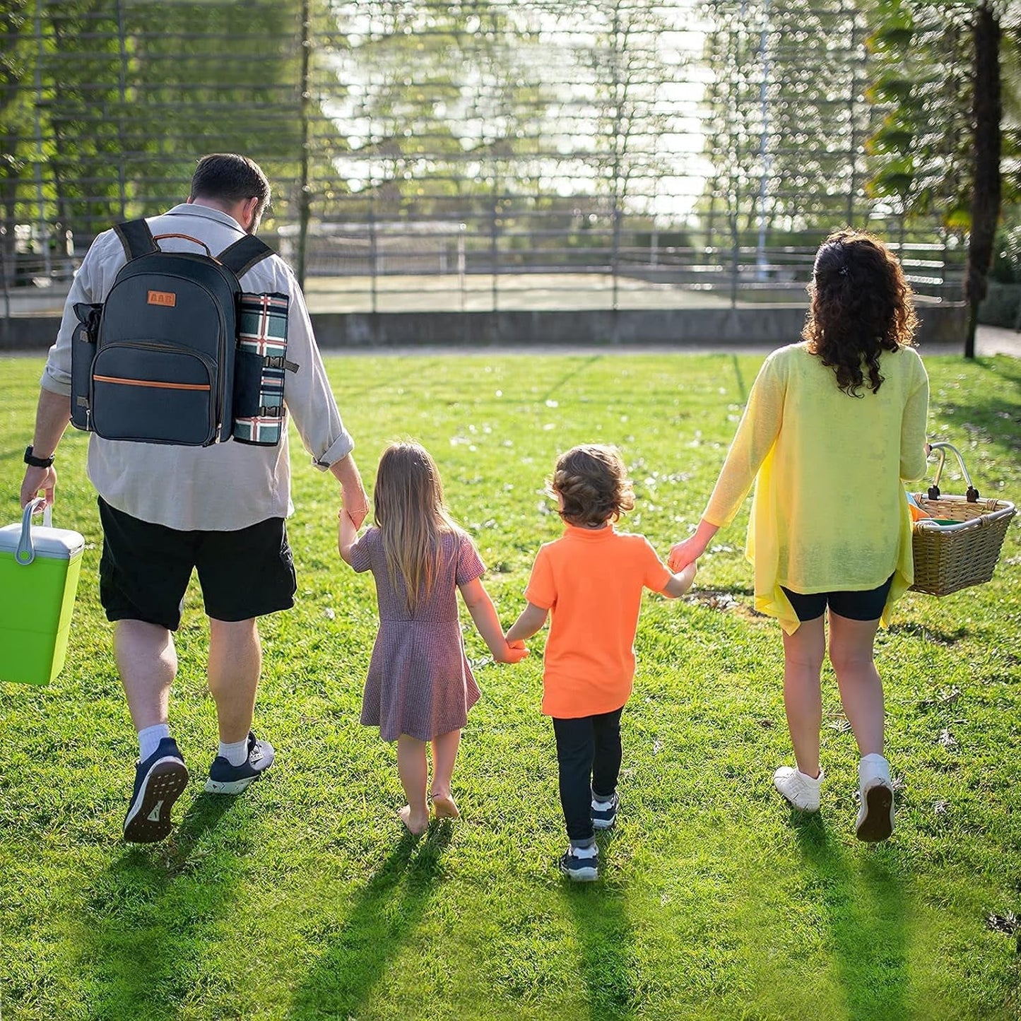 Picnic Backpack for 4 Person Set Portable Picnic Bag with Cooler Compartment, Detachable Bottle/Wine Holder, Fleece Blanket, Plates and Cutlery, Gifts for Family Camping (Navy Blue) Lawn & Garden Patio Patio Furniture & Accessories Picnic Backpacks Picnic Baskets Tables & Accessories