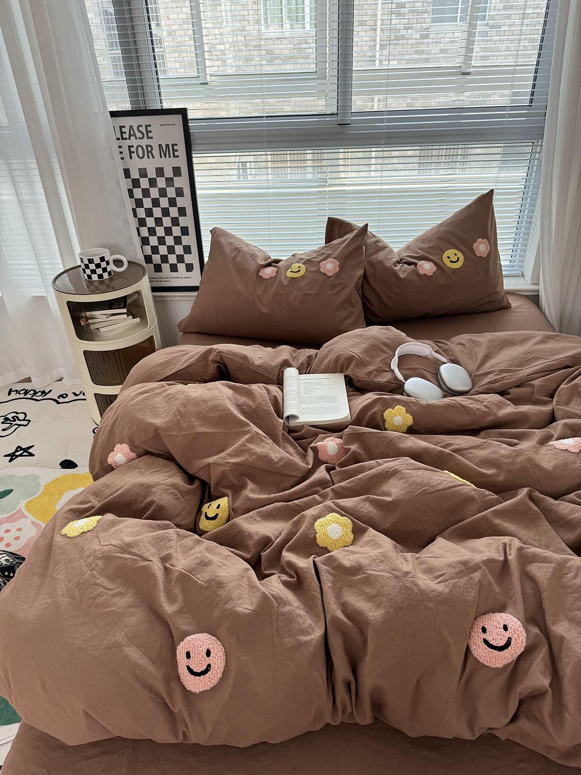 Cute Embroidered Smiles and Flowers Bedding Set