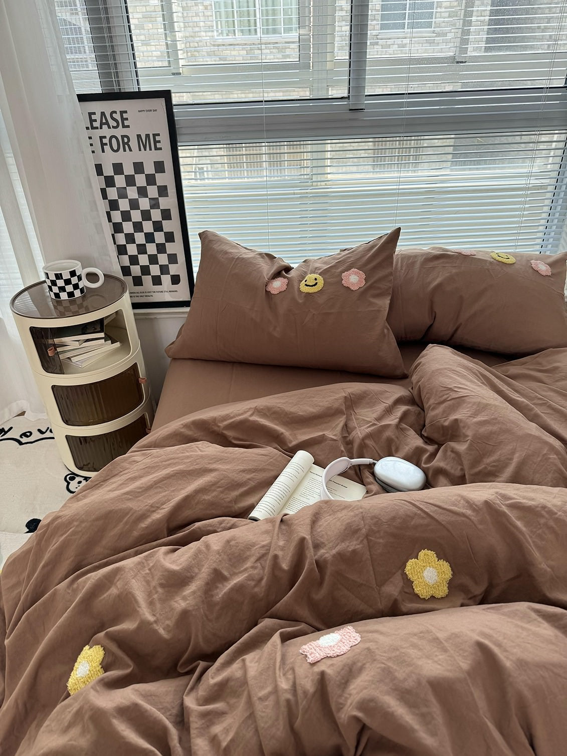 Cute Embroidered Smiles and Flowers Bedding Set