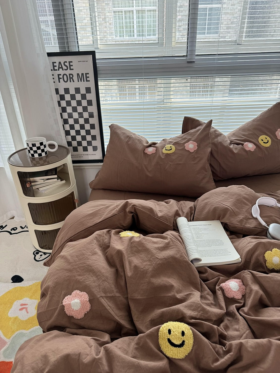 Cute Embroidered Smiles and Flowers Bedding Set