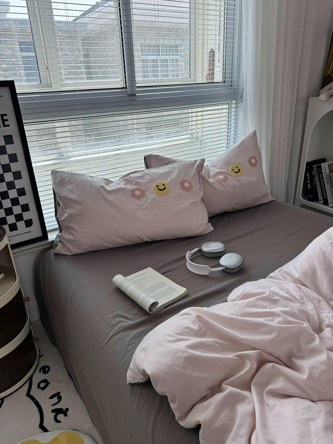 Cute Embroidered Smiles and Flowers Bedding Set