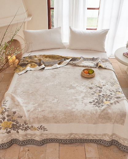 Oriental Peony Jacquard Reversible Gauze Quilt